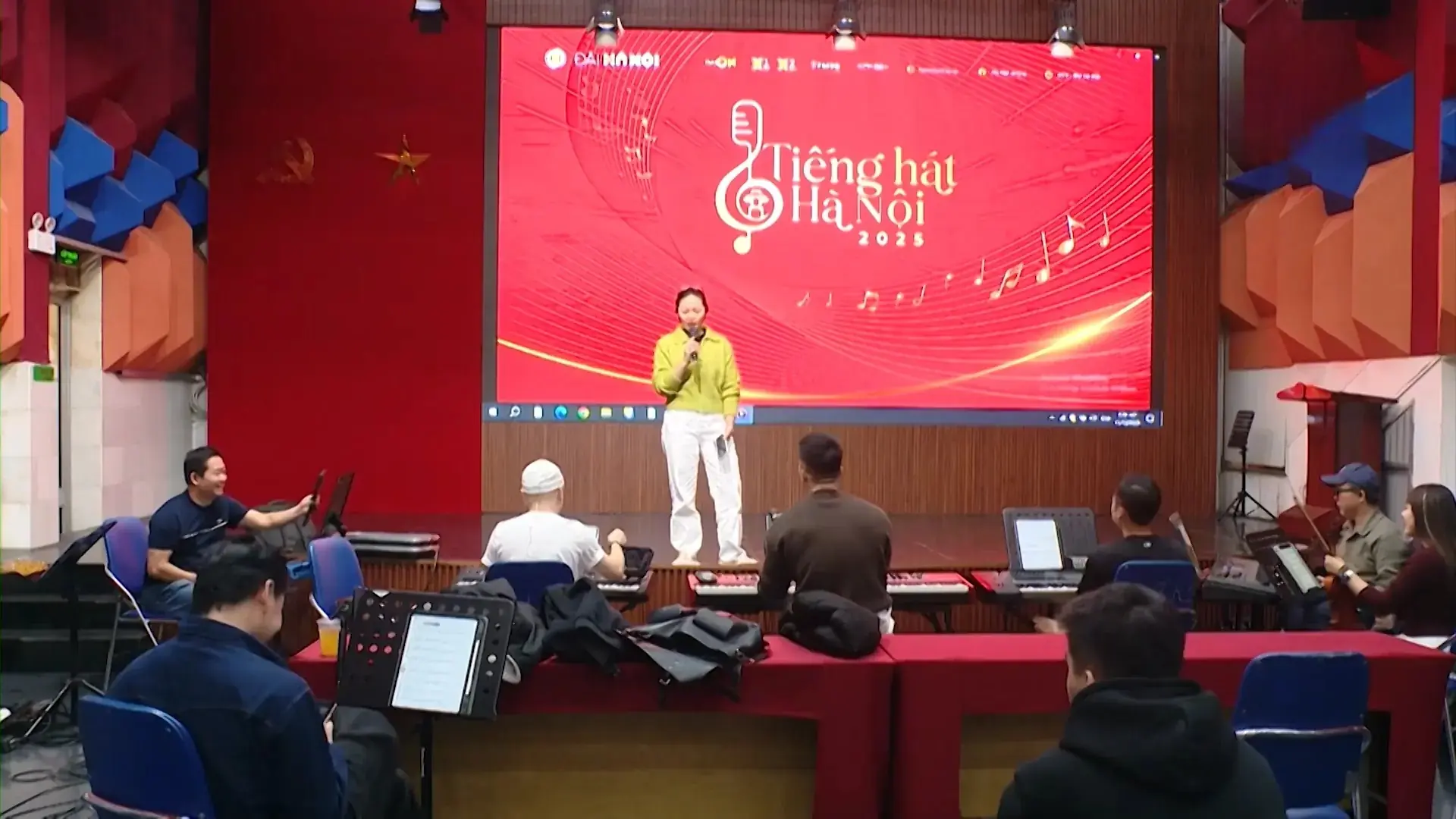 ‘Tiếng hát Hà Nội 2025’: Sẵn sàng cho bán kết bùng nổ